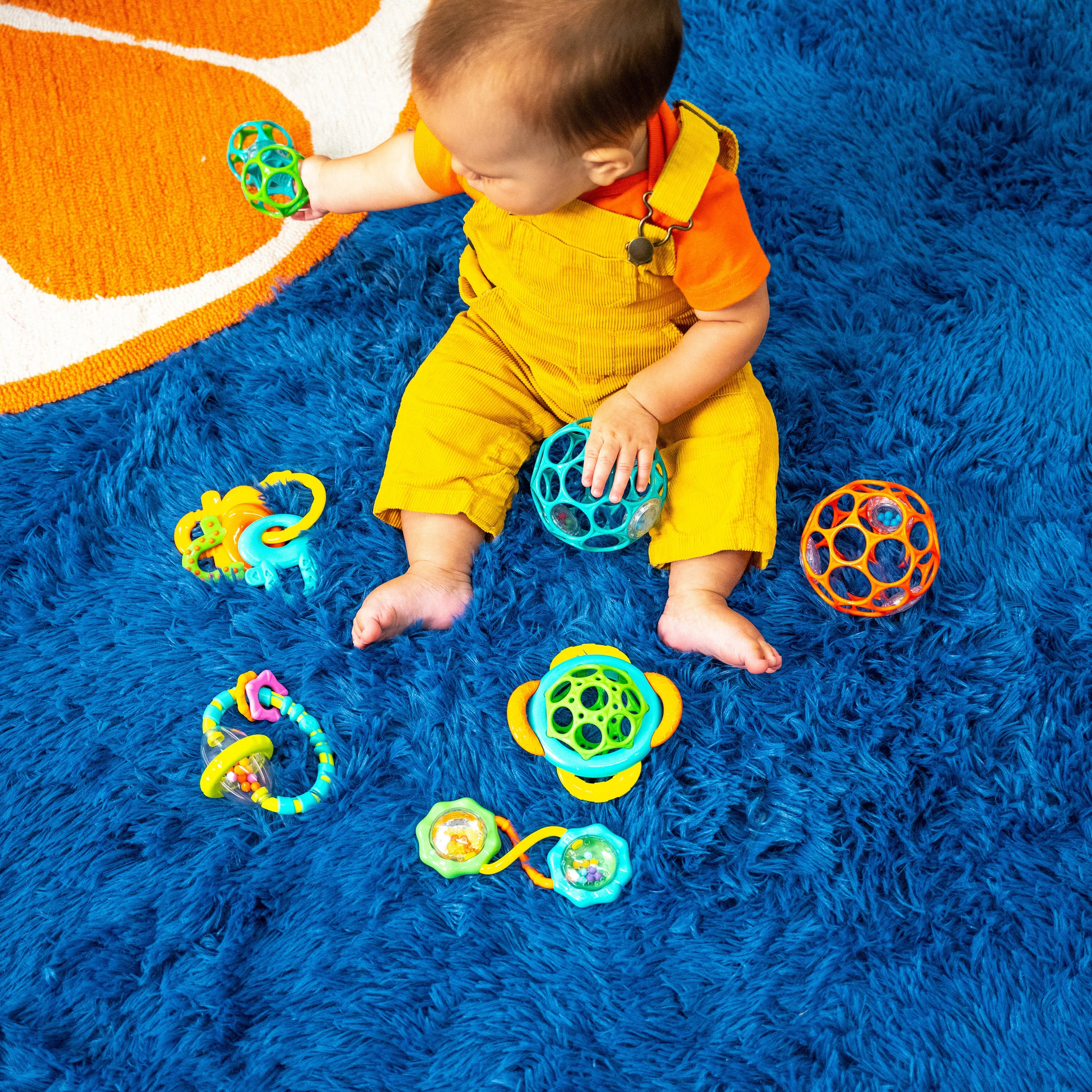 Bright Starts Soothers & Shakers 7 Piece Gift Set, On the Go Baby Toys