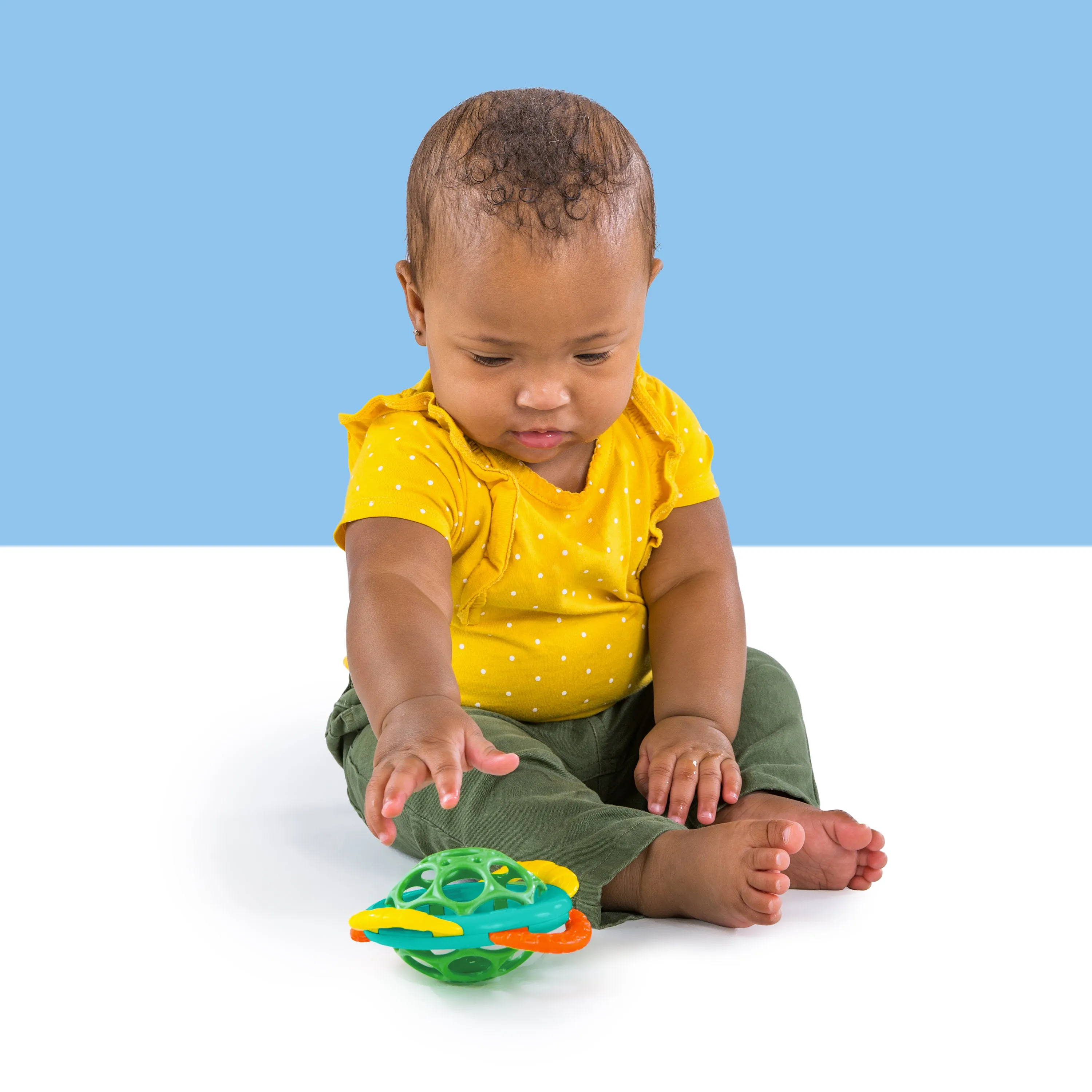 Bright Starts Soothers & Shakers 7 Piece Gift Set, On the Go Baby Toys