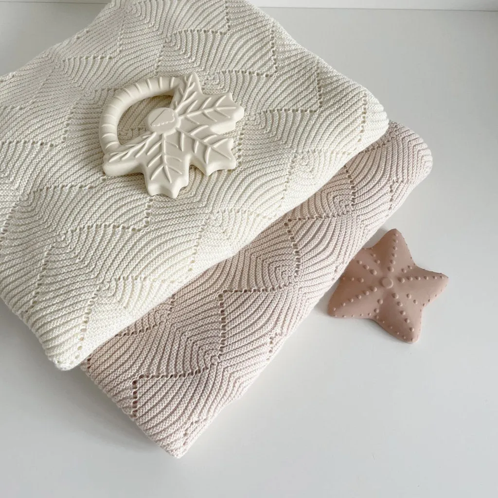 Cam Cam Copenhagen Leaf Teether - Natural