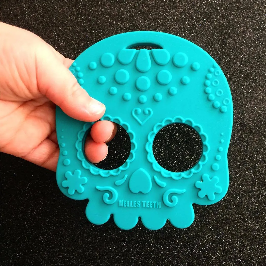 Helles Teeth Sugar Skull Teether (Teal)