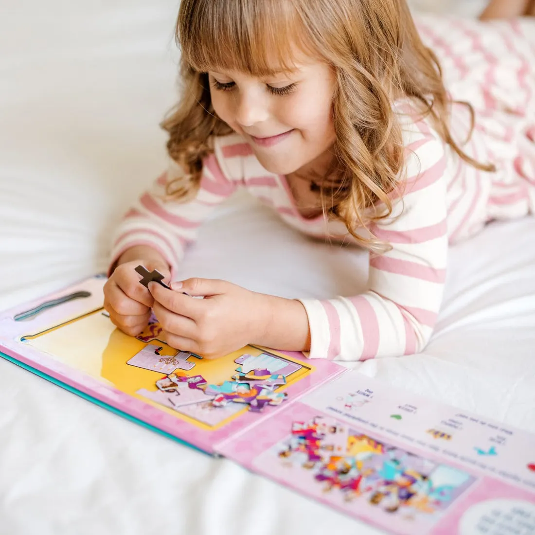 Melissa & Doug Take Along Magnetic Jigsaw Puzzles - Princess