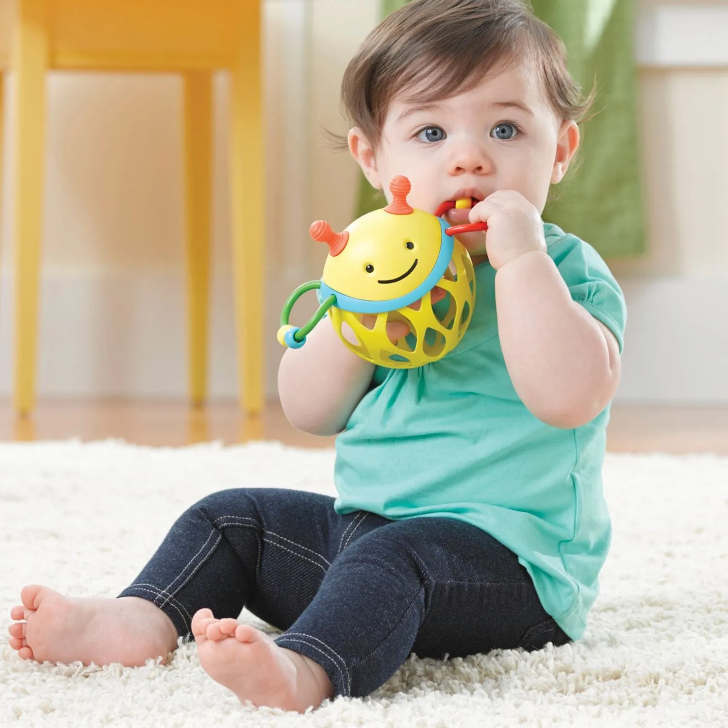 Skip Hop Explore & More Bee Roll Around Rattle